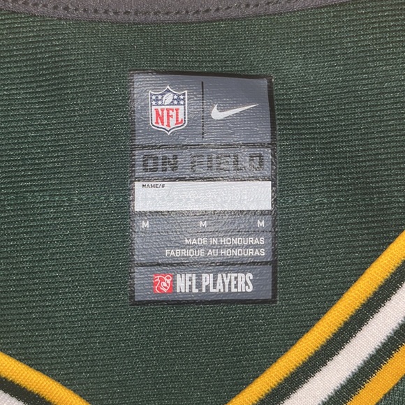 Women’s Green Bay Packers Davante Adams Jersey - Picture 3 of 4